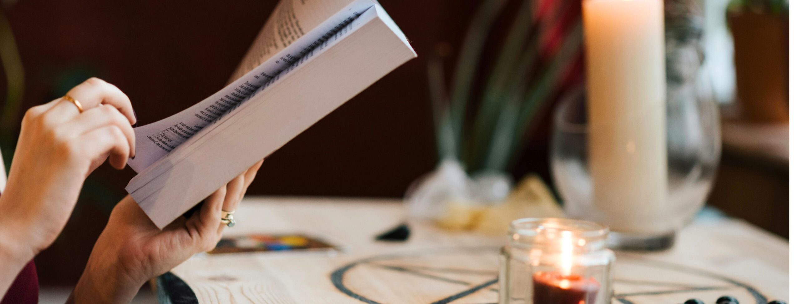 Rituel bien-être : Lecture inspirante pour nourrir son âme